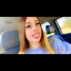 Meet your Posher, Kim